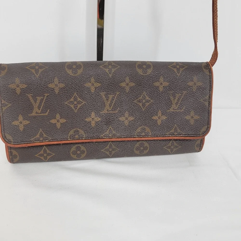 Authentic Louis Vuitton Twin PM Monogram Canvas Crossbody Clutch Bag w/ COA
